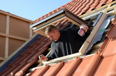 Pose de fenêtres de toit Velux à Asquins